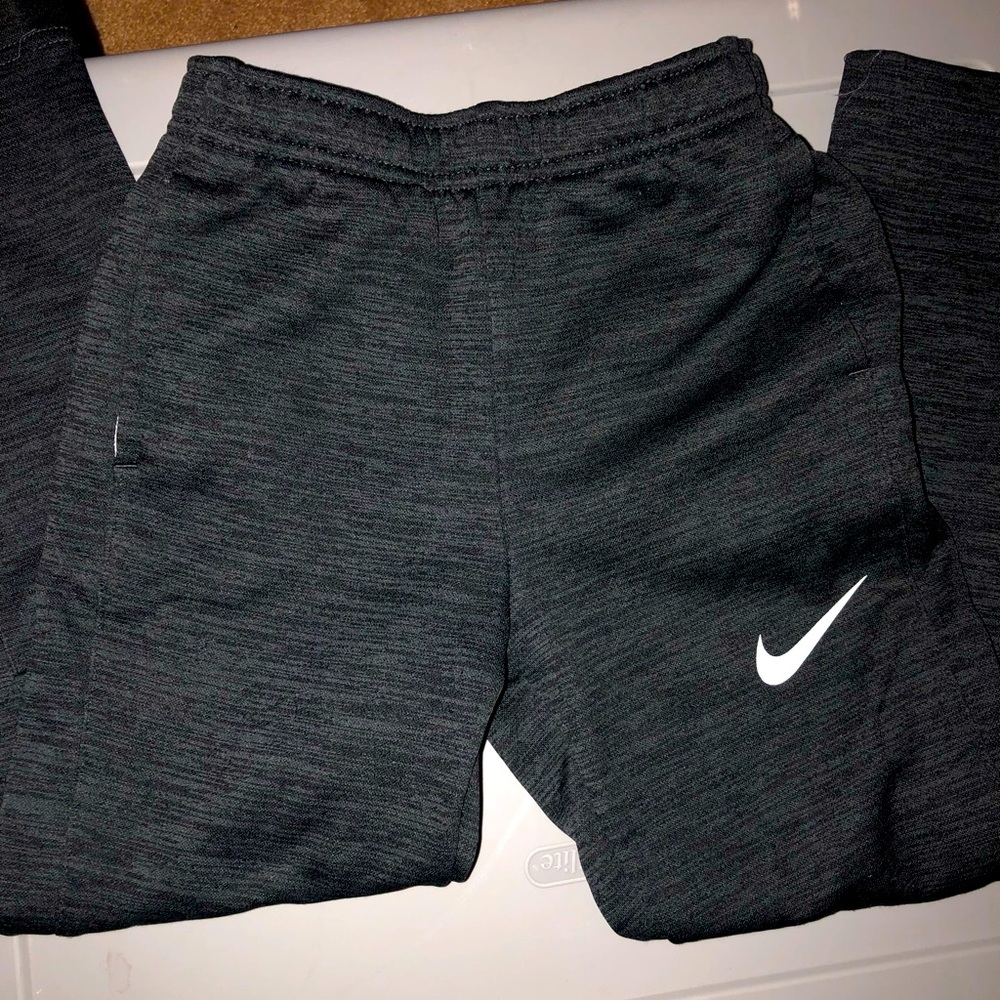 Kids Nike joggers